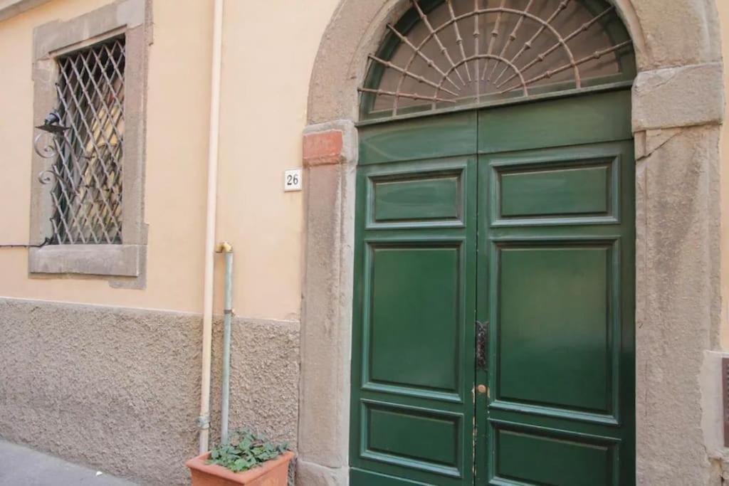 Mansarda Nel Cuore Di Livorno Luaran gambar